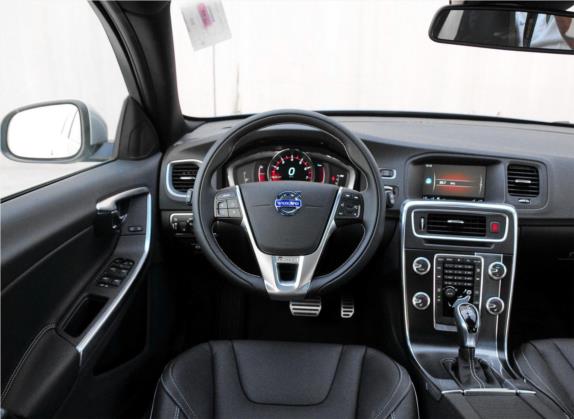 沃尔沃V60 2015款 T5 智逸个性运动版 中控类   驾驶位