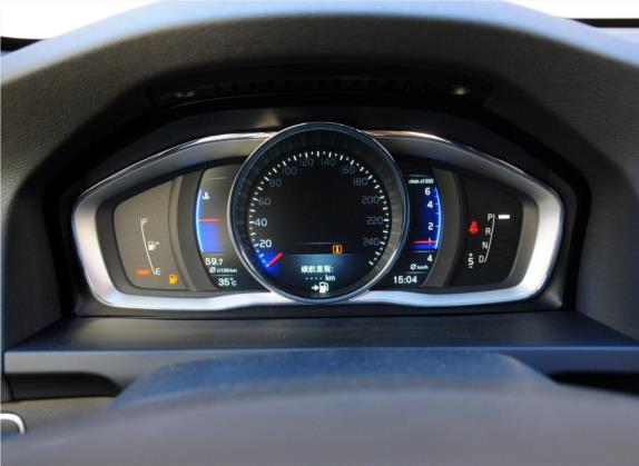 沃尔沃V60 2015款 T5 智逸个性运动版 中控类   仪表盘
