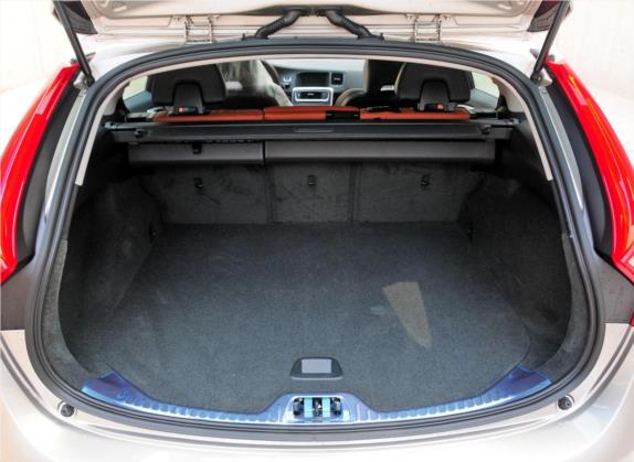 沃尔沃V60 2015款 T5 智雅版 车厢座椅   后备厢