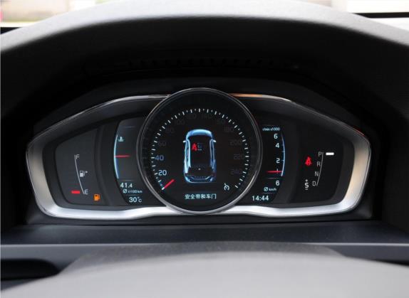 沃尔沃V60 2015款 T5 智雅版 中控类   仪表盘