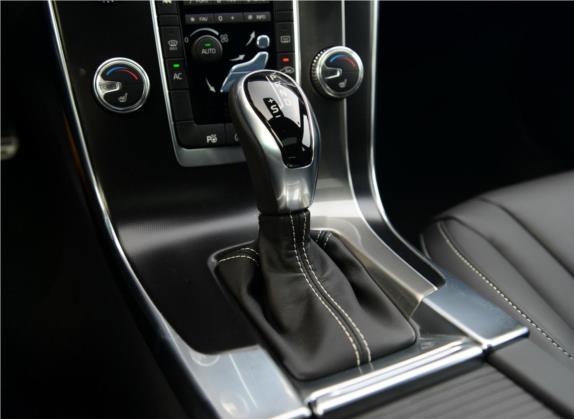 沃尔沃V60 2015款 T5 智雅个性运动版 中控类   挡把