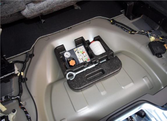 沃尔沃V60 2016款 T5 智雅版 其他细节类   备胎