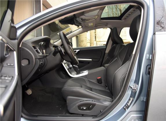 沃尔沃V60 2017款 T5 智尊版 国V 车厢座椅   前排空间