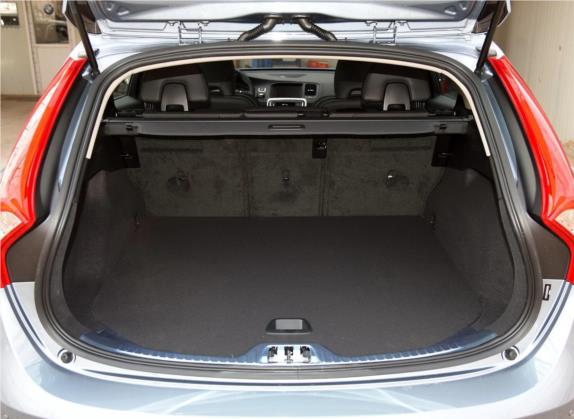 沃尔沃V60 2017款 T5 智尊版 国V 车厢座椅   后备厢