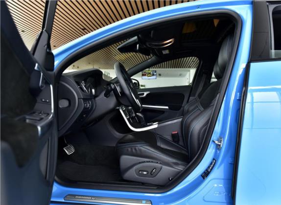 沃尔沃V60 2017款 2.0T Polestar 车厢座椅   前排空间