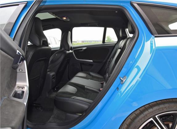 沃尔沃V60 2018款 2.0T Polestar 国V 车厢座椅   后排空间