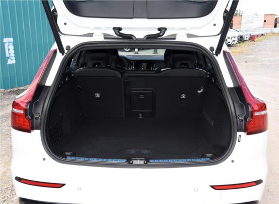 沃尔沃V60 2020款 T5 智雅运动版 车厢座椅   后备厢