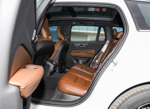 沃尔沃V60 2021款 B5 智远豪华版 车厢座椅   后排空间