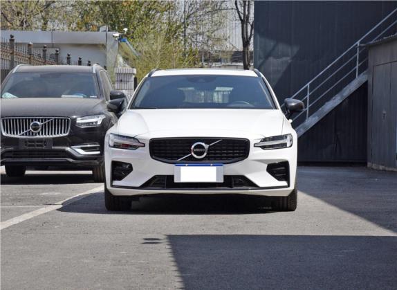 沃尔沃V60 2022款 B5 智远运动版 外观   正前