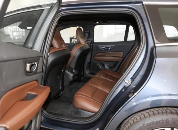 沃尔沃V60 2023款 B5 智远豪华版 车厢座椅   后排空间