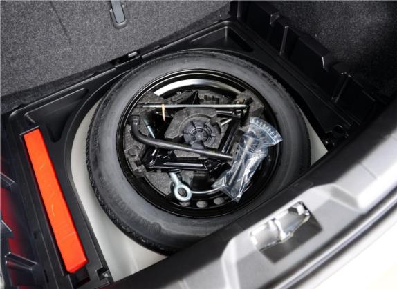 沃尔沃V40 2015款 1.6T 智逸版 其他细节类   备胎