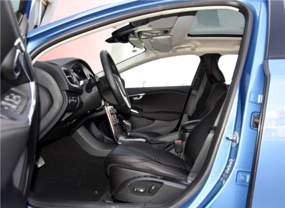 沃尔沃V40 2015款 Cross Country T5 AWD 智雅版 车厢座椅   前排空间