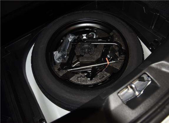 沃尔沃V40 2017款 T3 智尚版 其他细节类   备胎