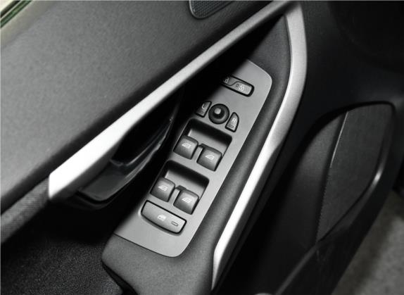 沃尔沃V40 2018款 T3 智尚版 车厢座椅   门窗控制