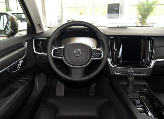 沃尔沃V90 2017款 Cross Country T5 AWD 智远版 中控类   驾驶位