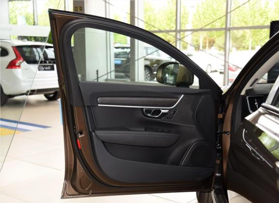沃尔沃V90 2017款 Cross Country T5 AWD 智远版 车厢座椅   前门板