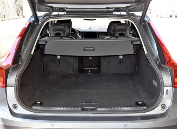 沃尔沃V90 2019款 Cross Country T5 AWD 智尊版 国V 车厢座椅   后备厢