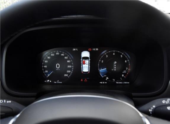 沃尔沃V90 2019款 Cross Country T5 AWD 智尊版 国V 中控类   仪表盘