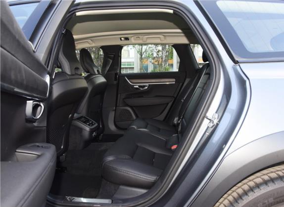 沃尔沃V90 2019款 Cross Country T5 AWD 智远版 国VI 车厢座椅   后排空间