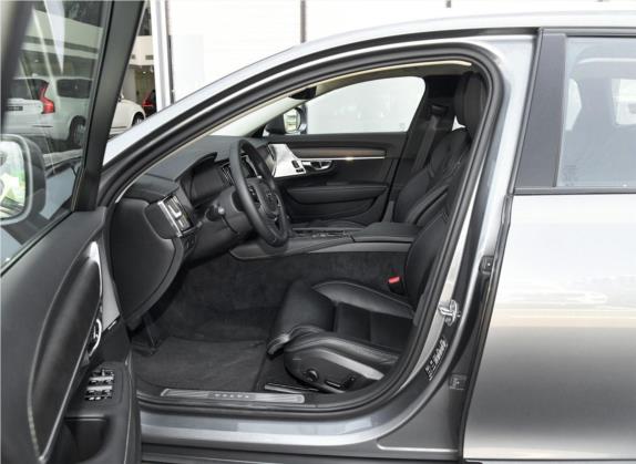 沃尔沃V90 2019款 Cross Country T5 AWD 智尊版 国VI 车厢座椅   前排空间