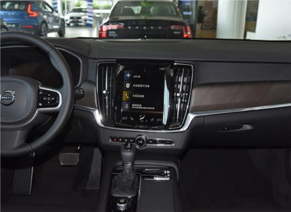 沃尔沃V90 2020款 改款 Cross Country T5 AWD 智远版 中控类   中控台