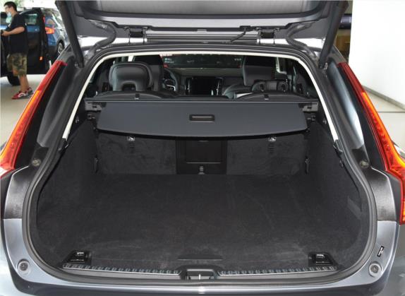 沃尔沃V90 2020款 改款 Cross Country T5 AWD 智远版 车厢座椅   后备厢