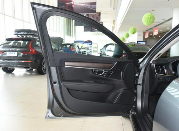 沃尔沃V90 2020款 改款 Cross Country T5 AWD 智远版 车厢座椅   前门板