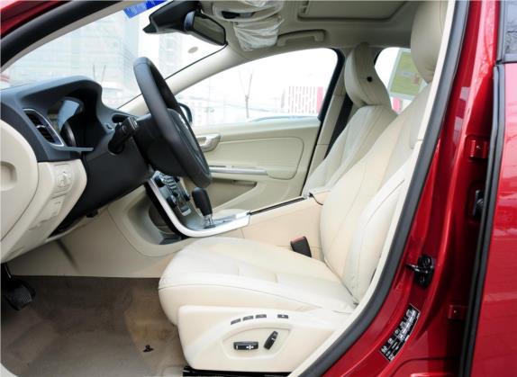 沃尔沃S60(进口) 2011款 2.0T 舒适版 车厢座椅   前排空间