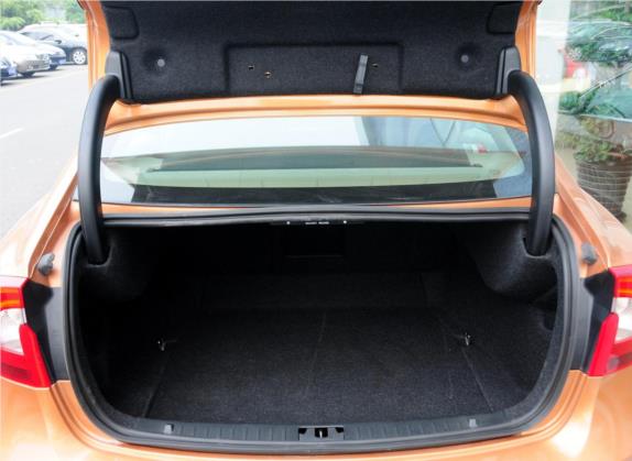 沃尔沃S60(进口) 2012款 T5 智雅版 车厢座椅   后备厢