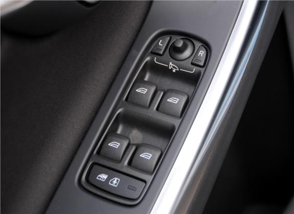 沃尔沃S60(进口) 2013款 2.0T 进取版 车厢座椅   门窗控制