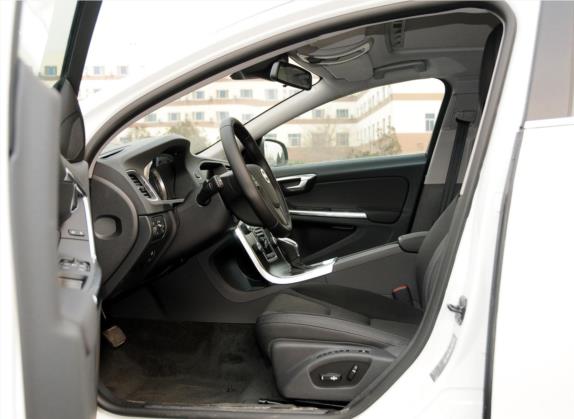 沃尔沃S60(进口) 2013款 T5 智尚版 车厢座椅   前排空间