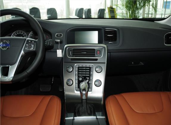 沃尔沃S60(进口) 2013款 T5 舒适版 中控类   中控台