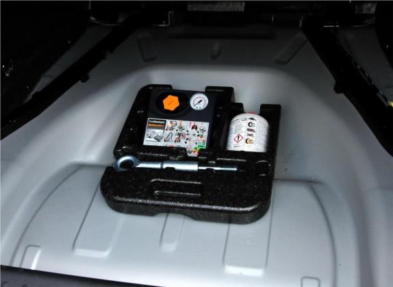 沃尔沃S60(进口) 2014款 T5 智雅版 其他细节类   备胎