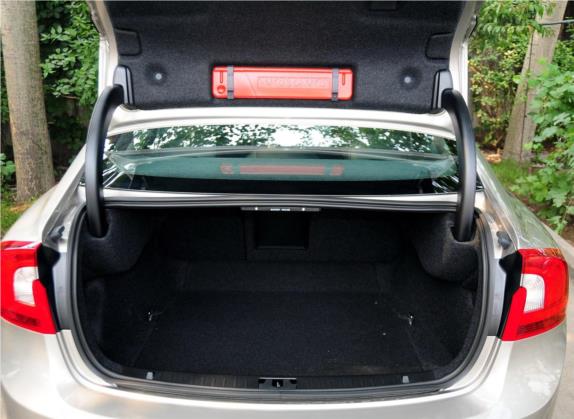 沃尔沃S60(进口) 2014款 T5 智逸版 车厢座椅   后备厢