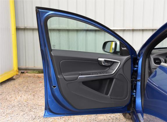 沃尔沃S60(进口) 2017款 T5 个性运动版 车厢座椅   前门板
