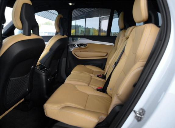 沃尔沃XC90新能源 2016款 E驱混动 T8 智尊版 7座 车厢座椅   后排空间