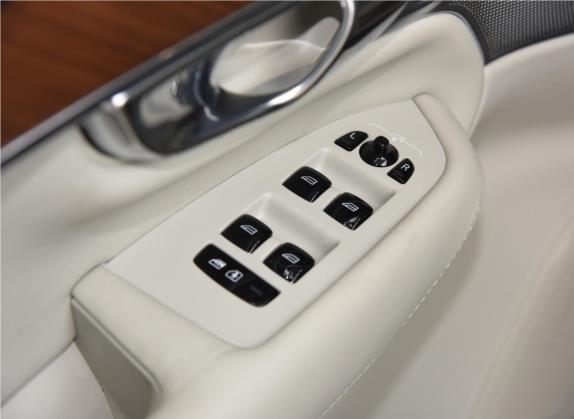 沃尔沃XC90新能源 2017款 E驱混动 T8 荣誉版 4座 车厢座椅   门窗控制