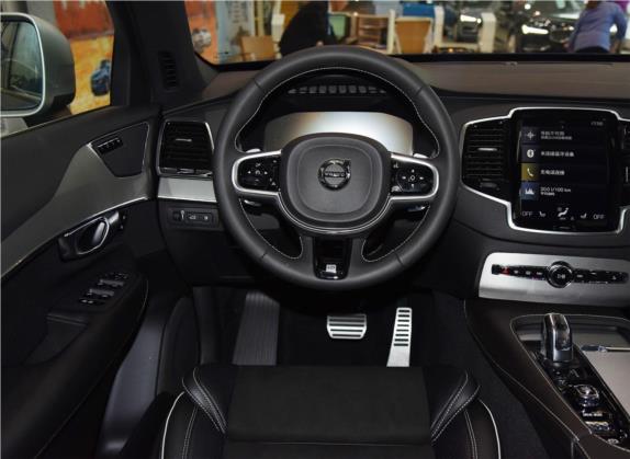 沃尔沃XC90新能源 2018款 E驱混动 T8 个性运动版 7座 中控类   驾驶位