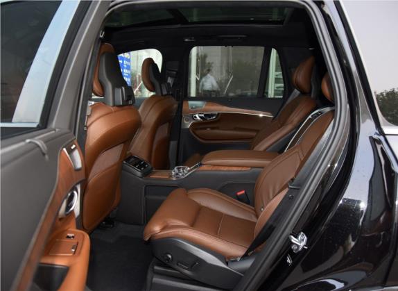 沃尔沃XC90新能源 2018款 E驱混动 T8 荣誉版 4座 车厢座椅   后排空间