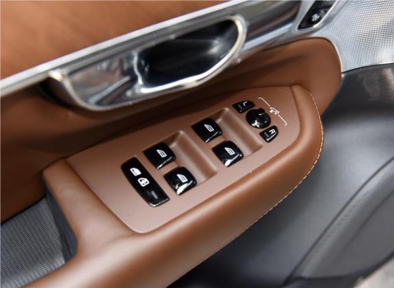 沃尔沃XC90新能源 2019款 E驱混动 T8 智尊版 7座 国VI 车厢座椅   门窗控制