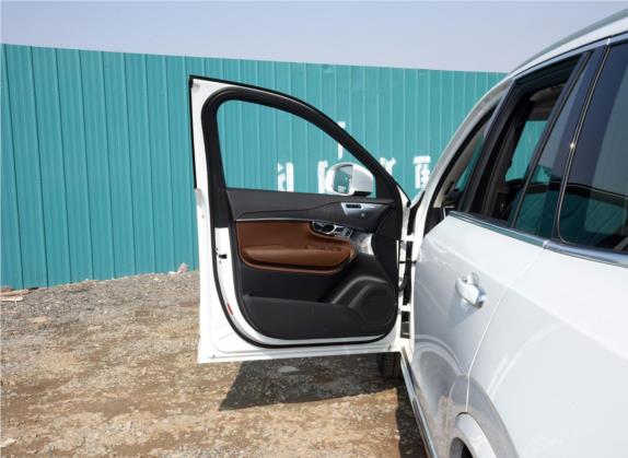 沃尔沃XC90新能源 2020款 E驱混动 T8 智尊豪华版 7座 车厢座椅   前门板