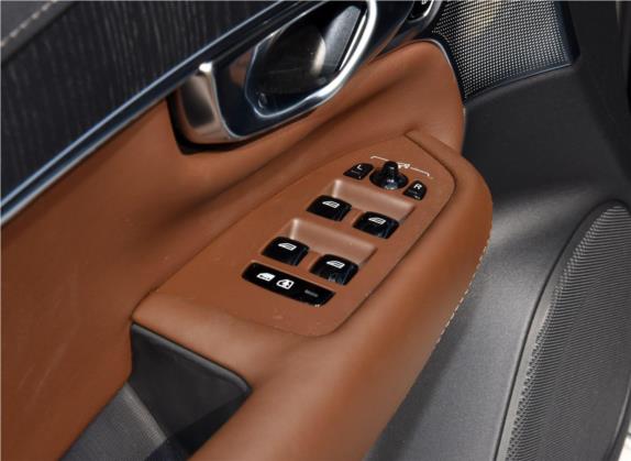 沃尔沃XC90新能源 2020款 E驱混动 T8 智尊豪华版 7座 车厢座椅   门窗控制