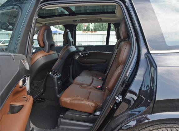 沃尔沃XC90新能源 2020款 改款 E驱混动 T8 智尊豪华版 7座 车厢座椅   后排空间