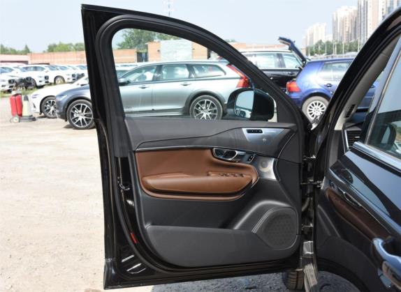 沃尔沃XC90新能源 2020款 改款 E驱混动 T8 智尊豪华版 7座 车厢座椅   前门板
