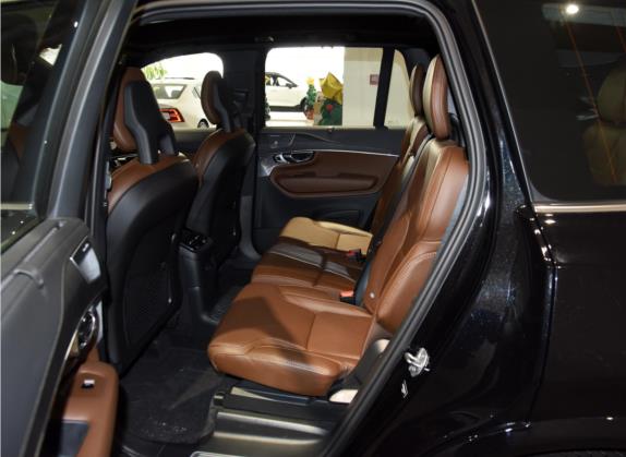 沃尔沃XC90新能源 2021款 E驱混动 T8 智尊豪华版 7座 车厢座椅   后排空间