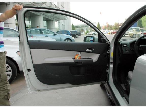 沃尔沃C30 2008款 2.4i 个性运动版 车厢座椅   前门板