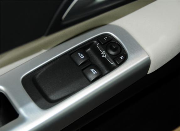 沃尔沃C30 2011款 2.0 智雅版 车厢座椅   门窗控制