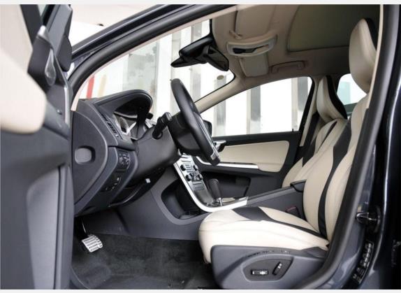 沃尔沃XC60(进口) 2010款 T6 R-Design 个性运动版 车厢座椅   前排空间