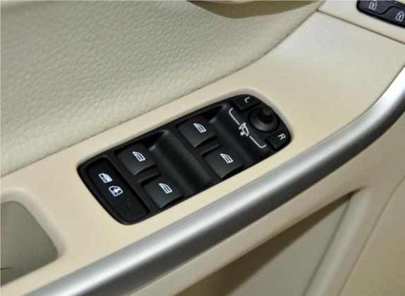 沃尔沃XC60(进口) 2011款 2.0T 智雅版 车厢座椅   门窗控制