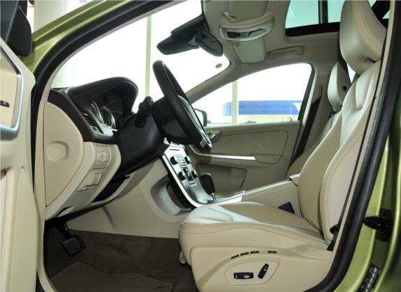沃尔沃XC60(进口) 2011款 T6 AWD智尊版 车厢座椅   前排空间